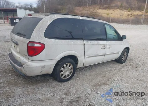 2005 Chrysler Town & Country Touring z USA, uszkodzony, nr VIN 2C4GP54L05R217489